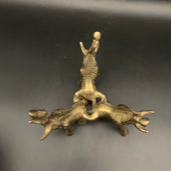 Vintage Black Agate Sphere Orb Crystal with Brass Elephant Stand - Picture 10 of 14